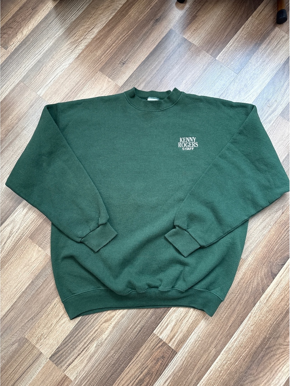 Vintage 90s Kenny Rogers Staff Sweatshirt Men's XL Green Tultex Crewneck